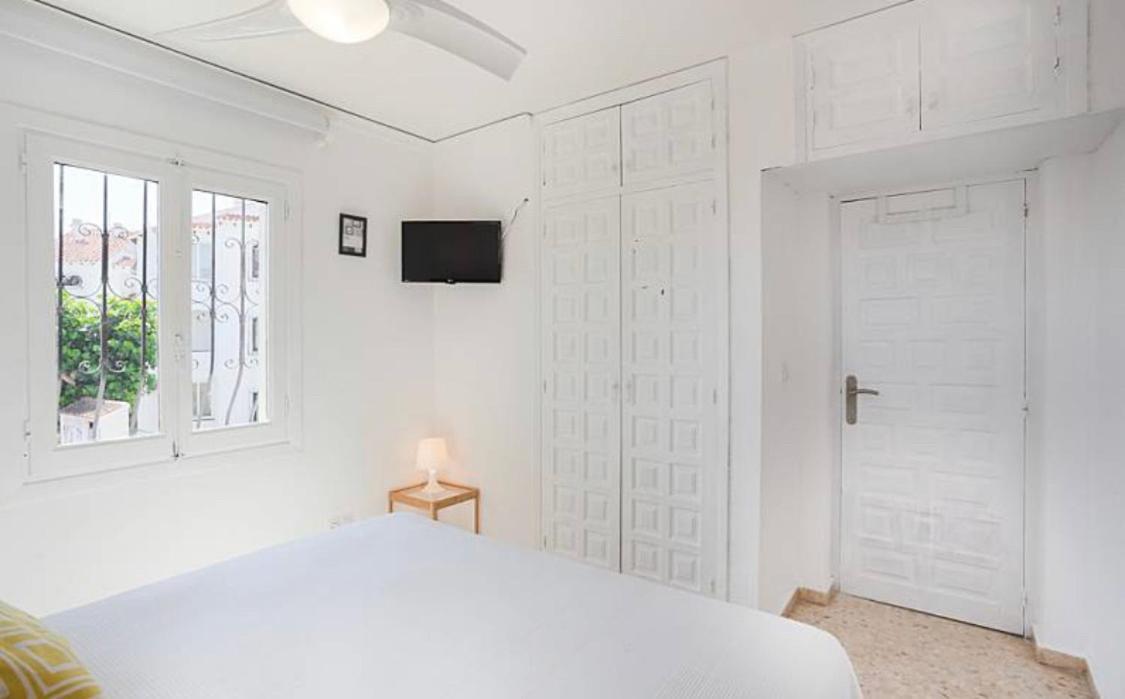 Апартаменты Precioso Apartamento Para 2/4 Personas,Les Marines Дения Экстерьер фото